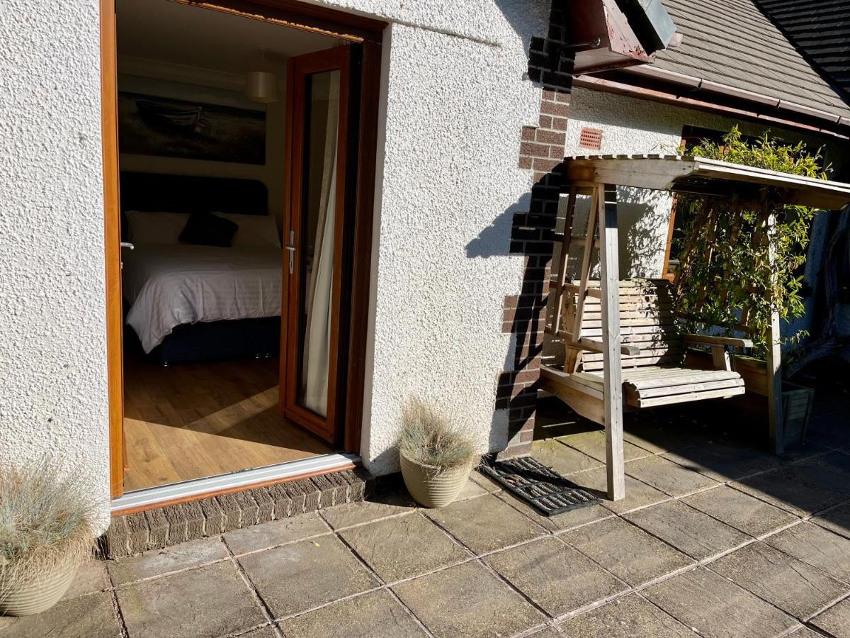 Coastal Garden Annex With Log Fire & Summer House Aberporth Exterior photo